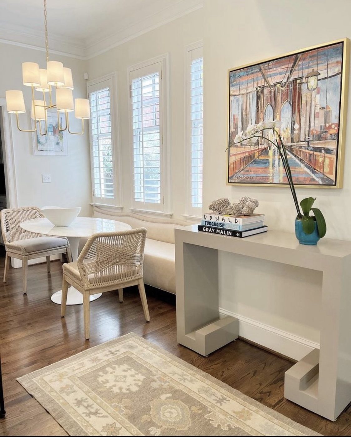 Dining room with long console